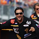 En plus de la musique live sur scène, prenez vos sièges tôt dimanche pour regarder plus de musique live dans le spectacle avant la course