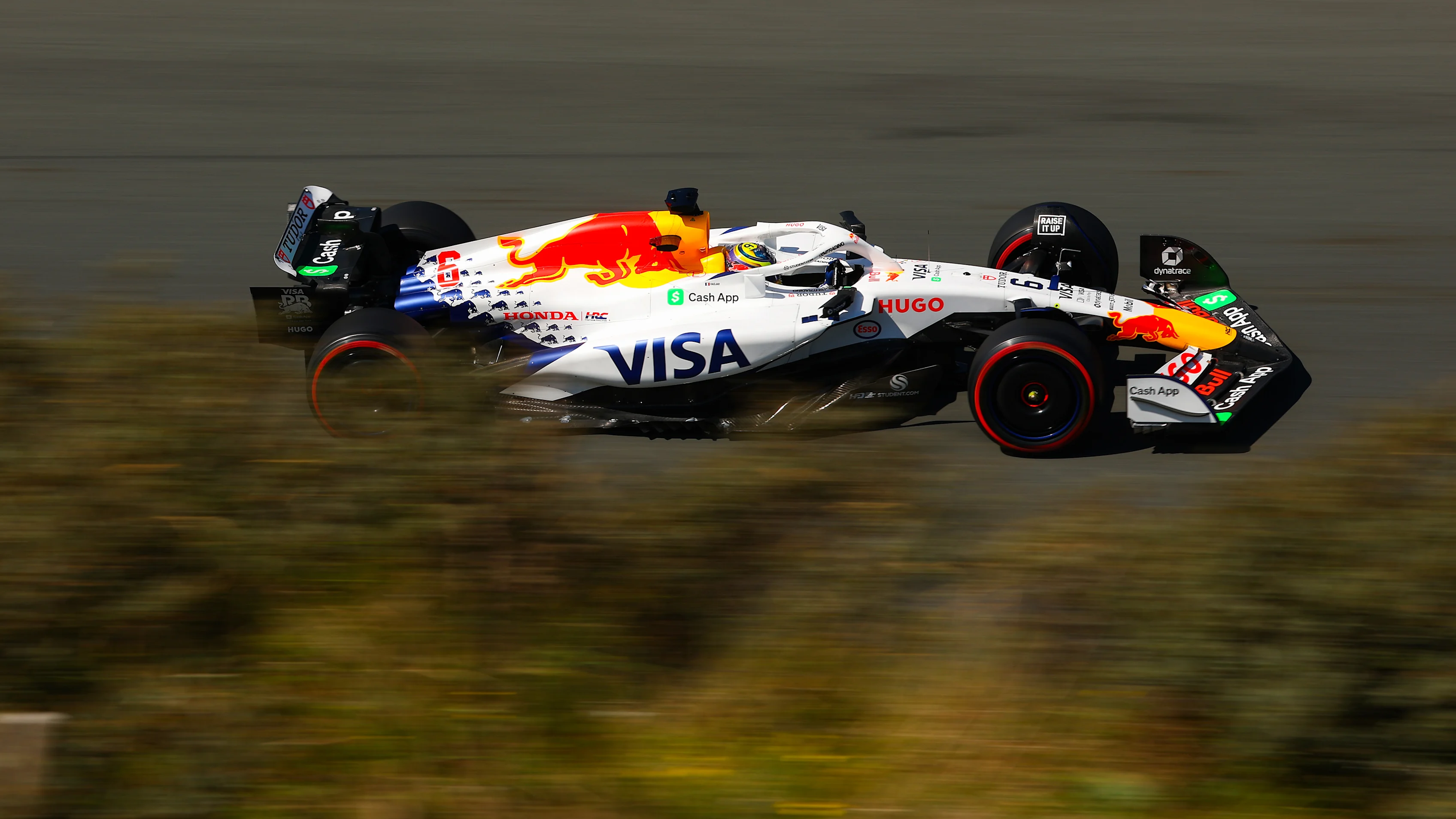 Zandvoort, Pays-Bas - 30 août: Isack Hadjar de France conduisant le (6) Visa Cash App Racing