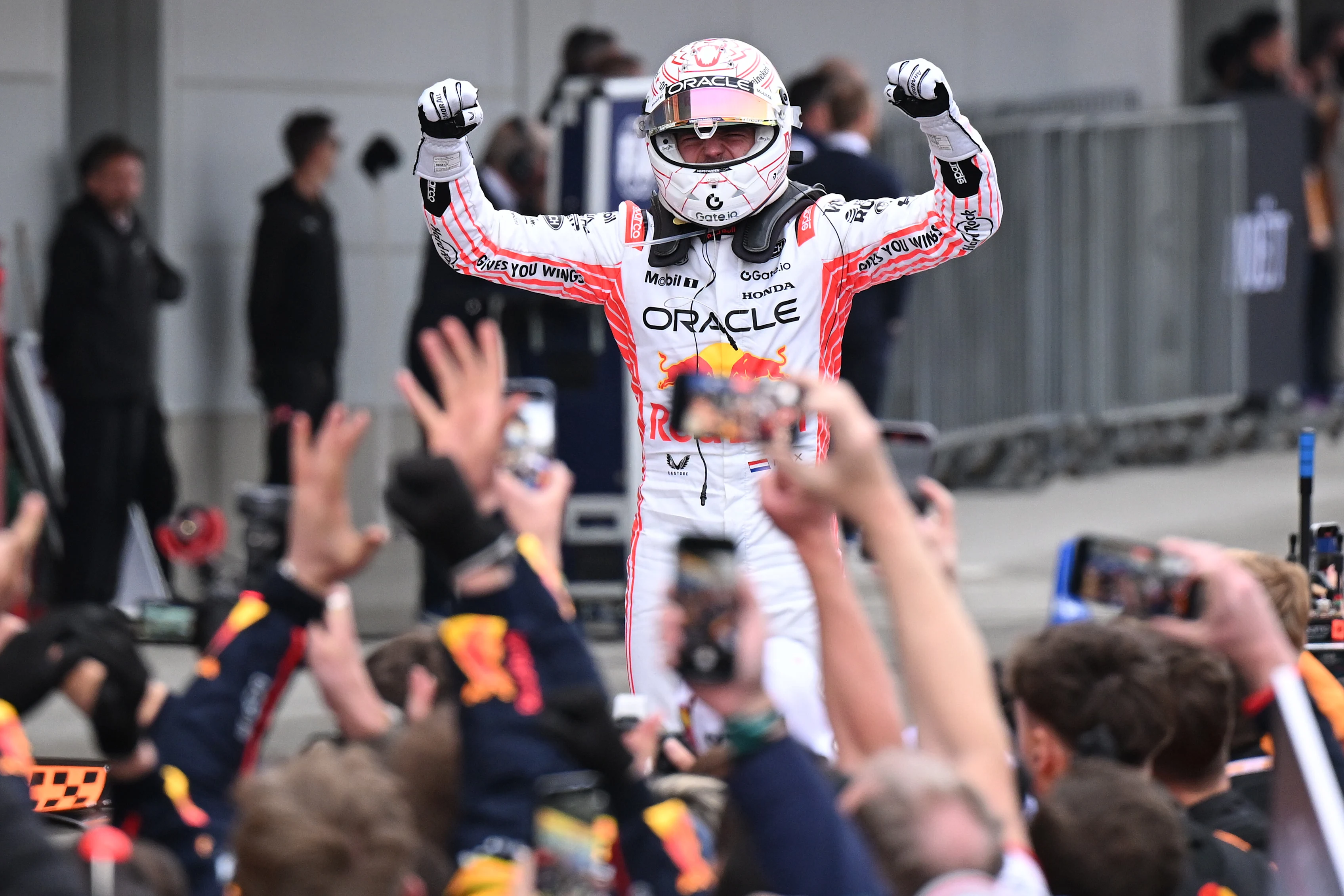 Suzuka, Japon - 06 avril: vainqueur de la course Max Verstappen des Pays-Bas et Oracle Red Bull Racing