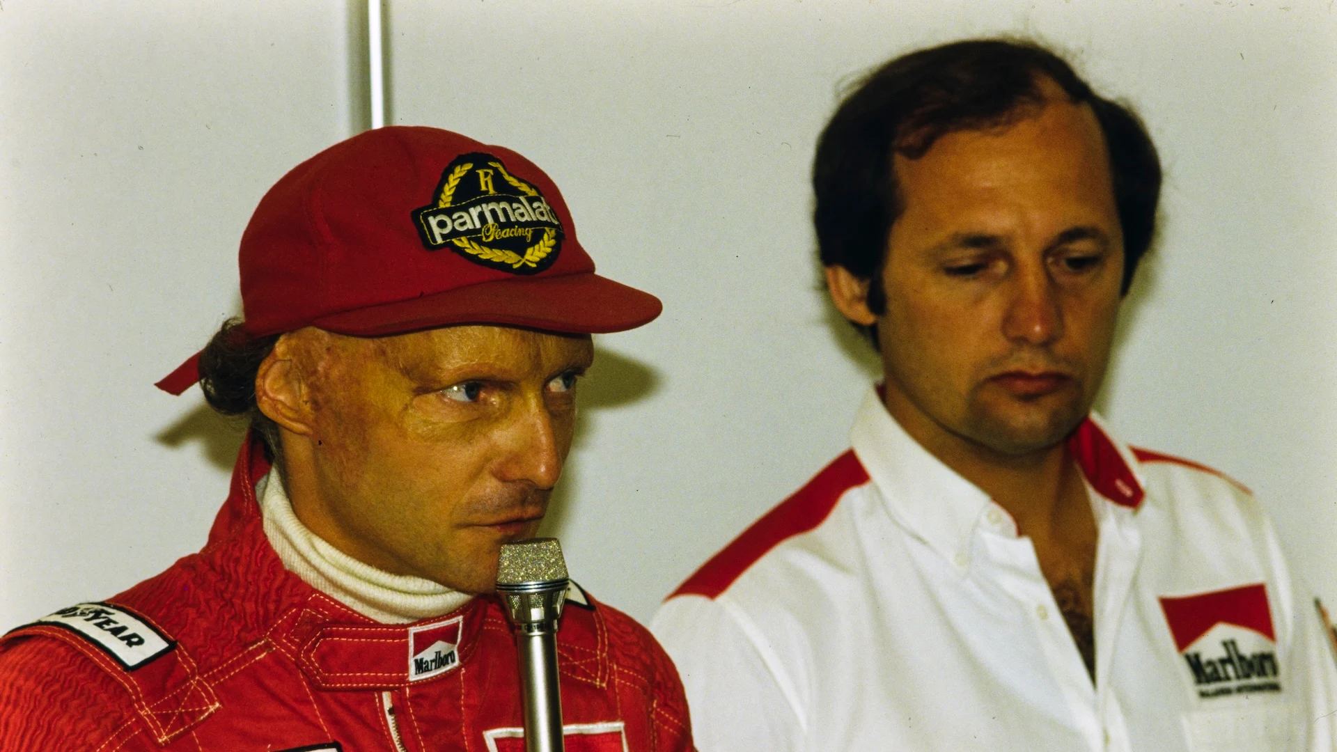 Red Bull Ring, Autriche - 18 août: Niki Lauda, ​​aux côtés de Ron Dennis, annonçant son deuxième