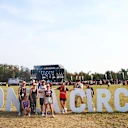 Des selfies aux coups d'équipe, la fanzone de Monza se double de la toile de fond parfaite pour les fans pour capturer des souvenirs avant l'action sur la bonne voie.