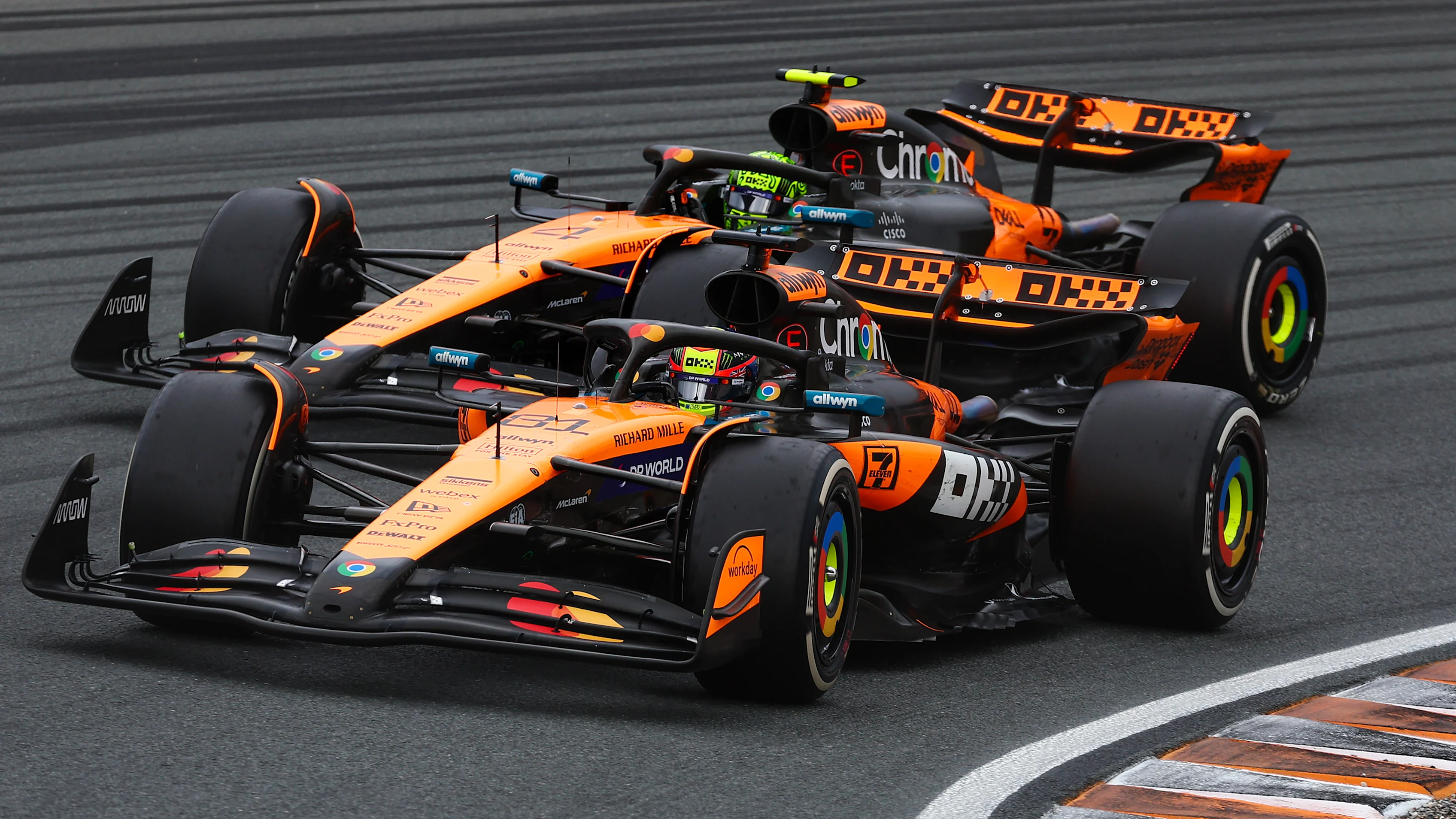 Zandvoort, Pays-Bas - 31 août: Oscar Piastri d'Australie conduisant le (81) McLaren MCL39