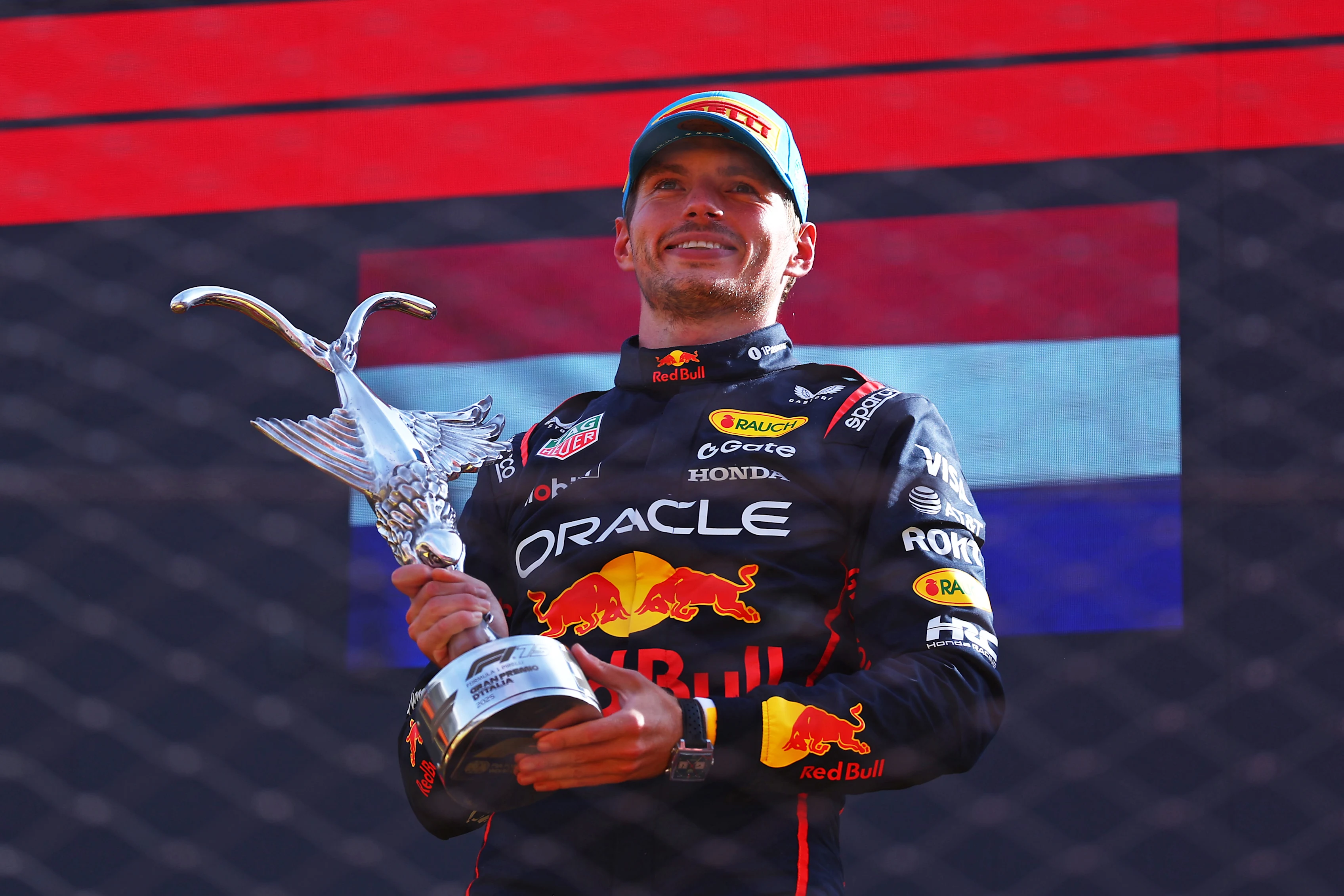 Monza, Italie - 07 septembre: vainqueur de la course Max Verstappen des Pays-Bas et Oracle Red Bull