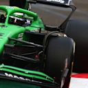 BAKU, AZERBAIJAN - SEPTEMBER 20: Gabriel Bortoleto of Brazil driving the (5) Kick Sauber C45 Ferrari on track during qualifying ahead of the F1 Grand Prix of Azerbaijan at Baku City Circuit on September 20, 2025 in Baku, Azerbaijan. (Photo by Clive Rose/Getty Images)
