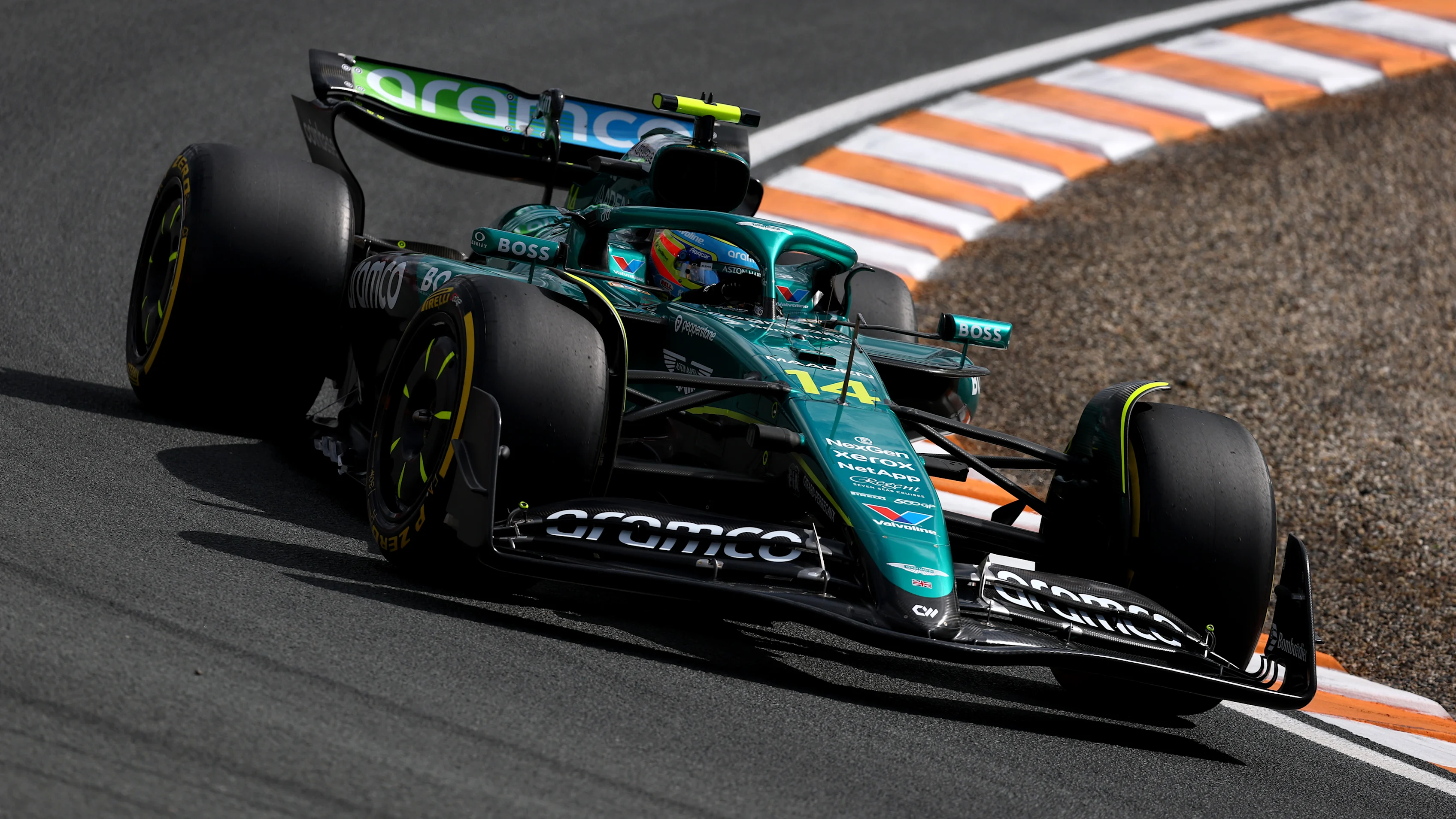 Zandvoort, Pays-Bas - 29 août: Fernando Alonso d'Espagne conduisant l'équipe (14) Aston Martin F1