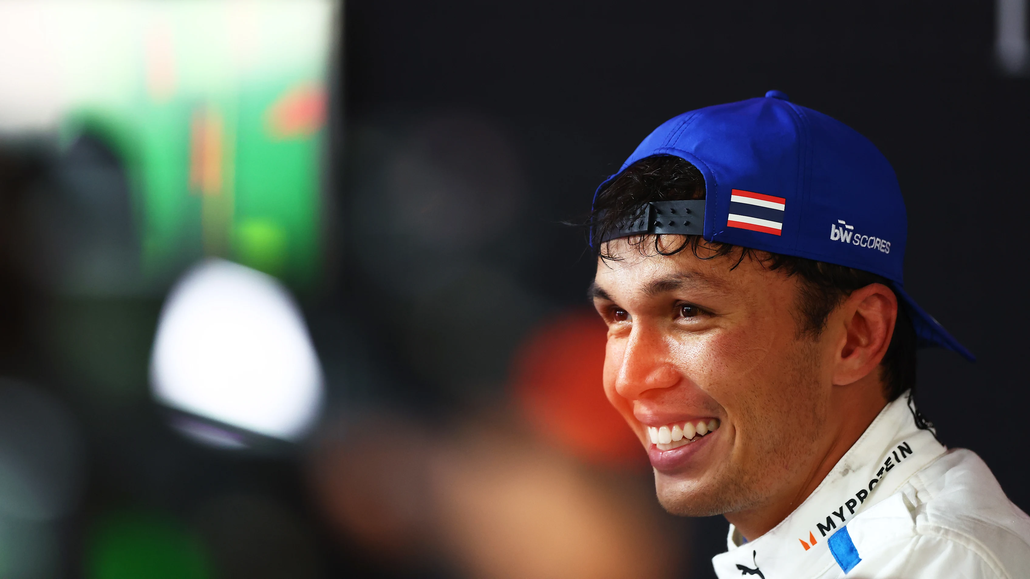 Zandvoort, Pays-Bas - 31 août: la cinquième placée Alexander Albon de Thaïlande et Williams parle à