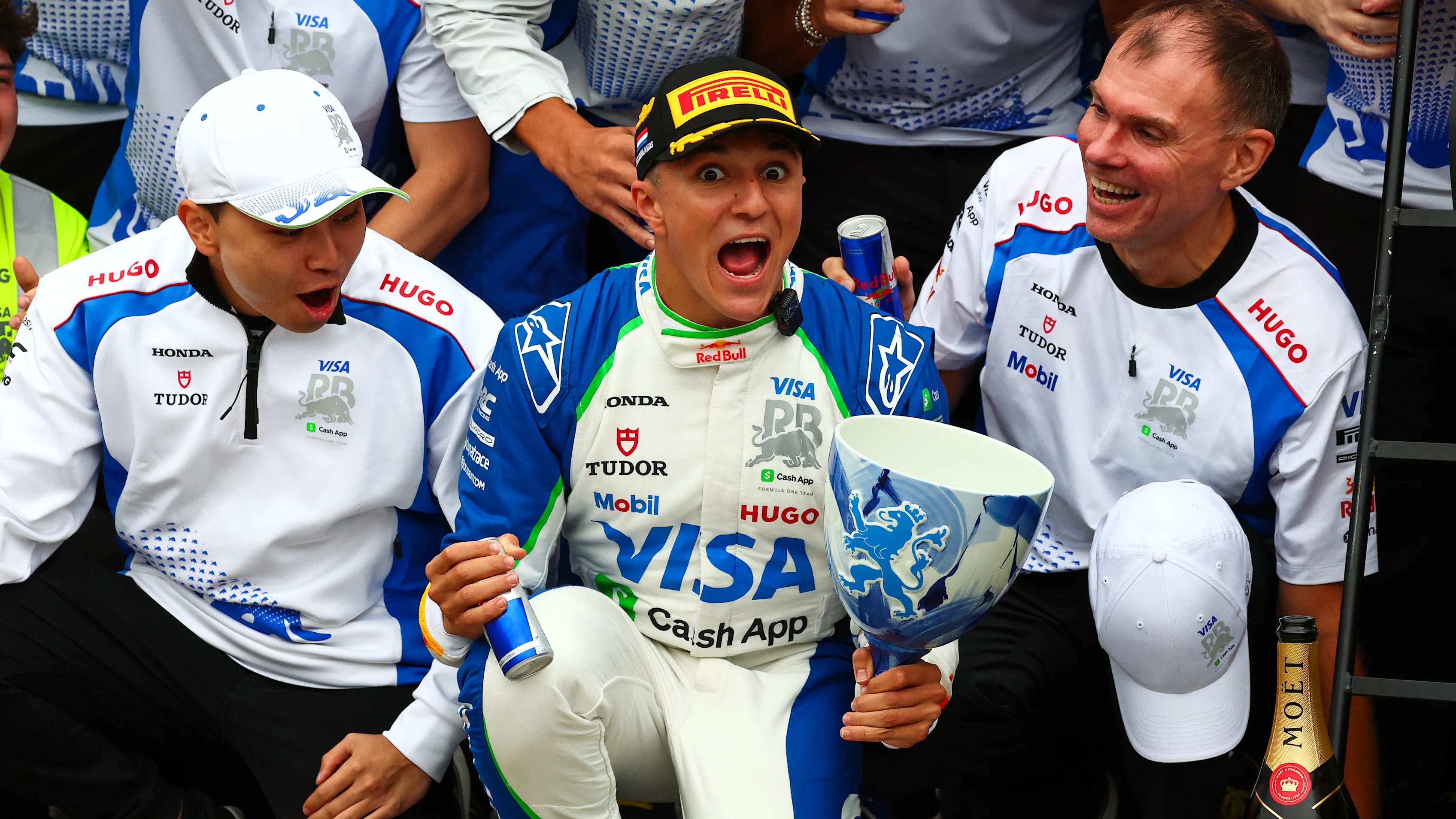 Zandvoort, Pays-Bas - 31 août: troisième Isack Hadjar de France et Visa Cash App Racing