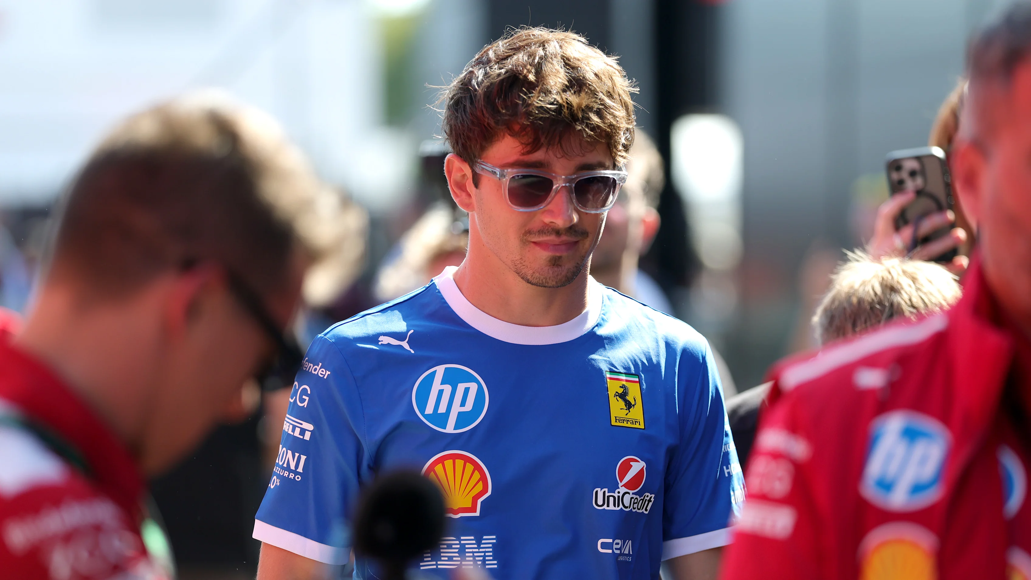 Monza, Italie - 04 septembre: Charles Leclerc de Monaco et Scuderia Ferrari arrive dans le paddock