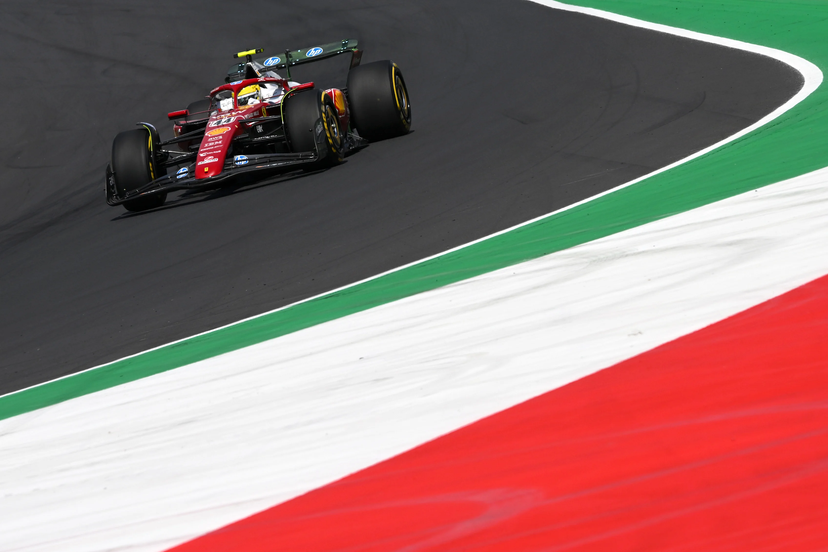 Monza, Italie - 05 septembre: Lewis Hamilton de Grande-Bretagne conduisant le (44) Scuderia Ferrari
