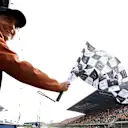 Le footballeur Paulo Dybala a fait signe le drapeau à damier à Zandvoort