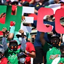 Les foules se sont rassemblées par milliers pour regarder un pilote en particulier, pouvez-vous deviner qui ?