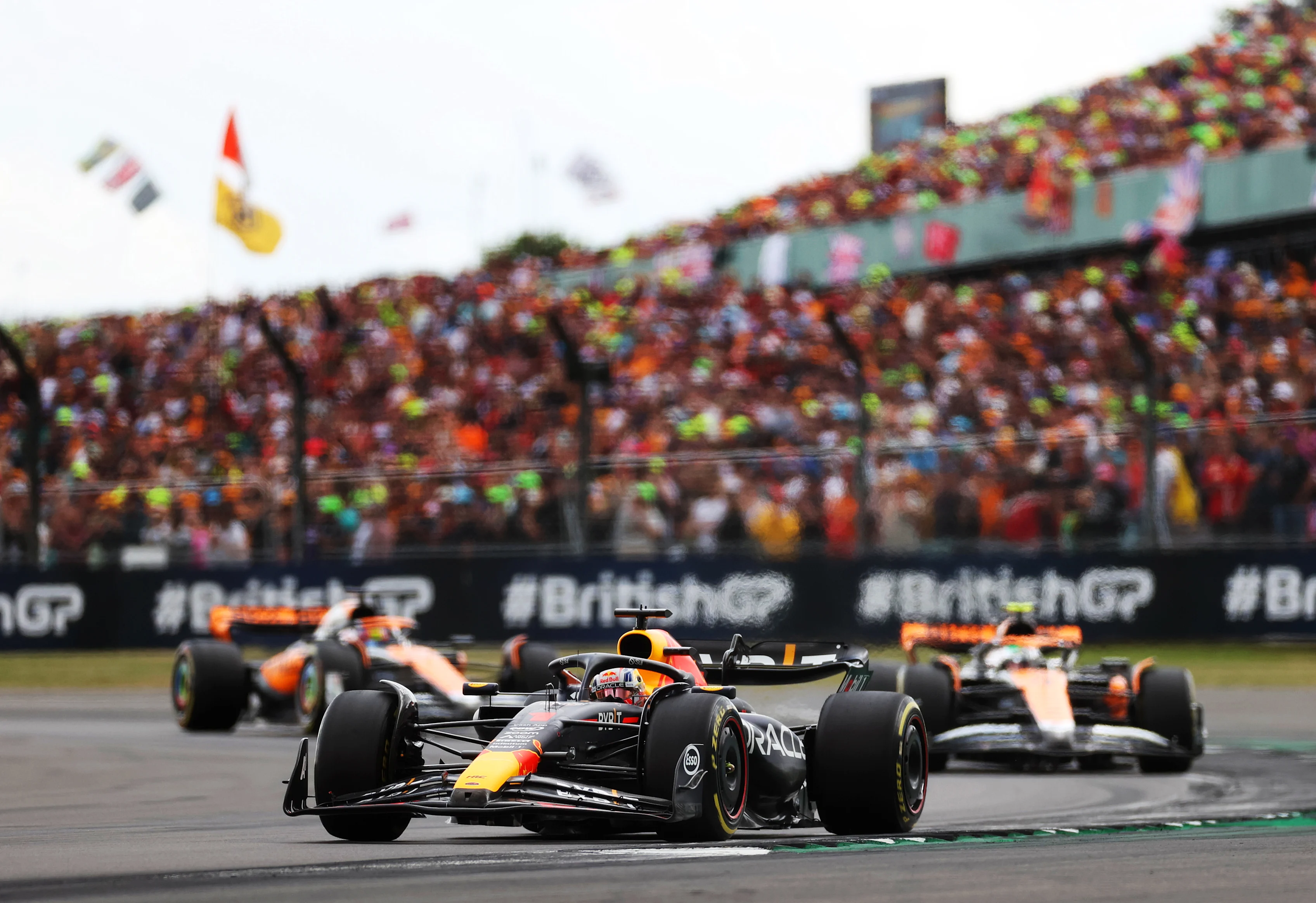Northampton, Angleterre - 09 juillet: Max Verstappen des Pays-Bas conduisant le (1) Oracle Red Bull