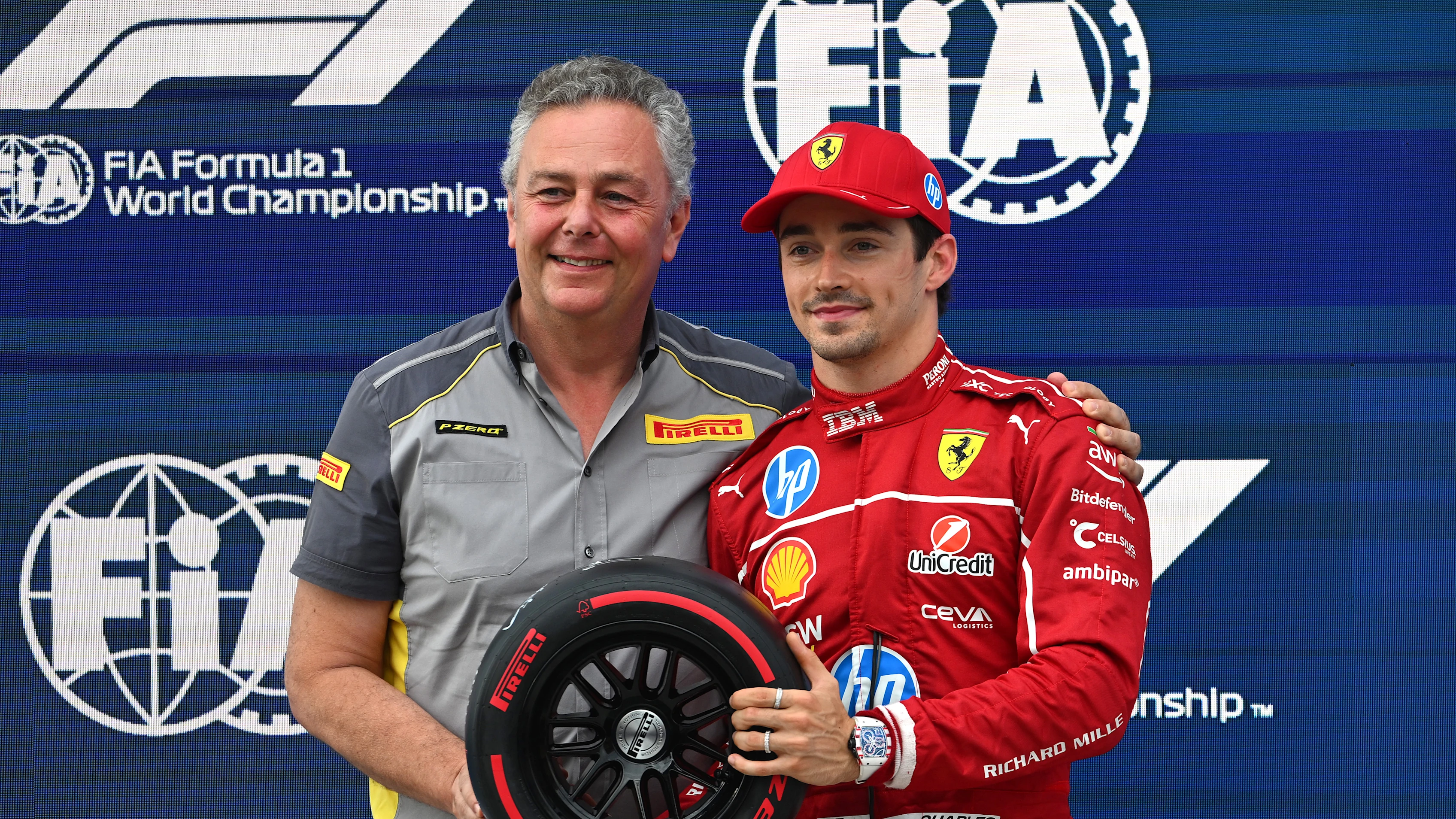 BUDAPEST, HONGRIE - 2 AOÛT : Mario Isola, directeur de Pirelli F1 présente les qualifications pour la pole position