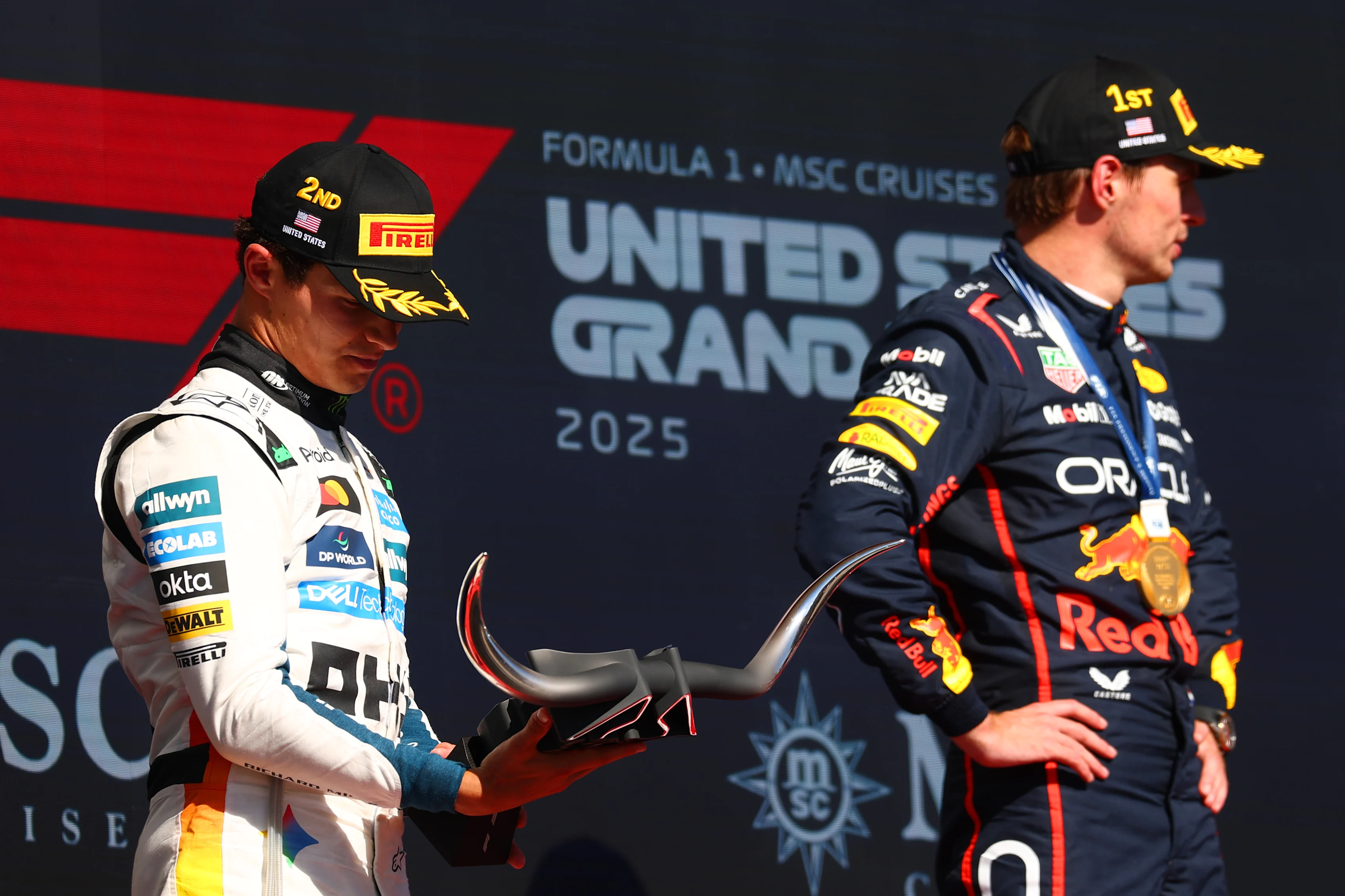 AUSTIN, TEXAS - 19 OCTOBRE : Lando Norris de Grande-Bretagne et McLaren, deuxième, sur le podium