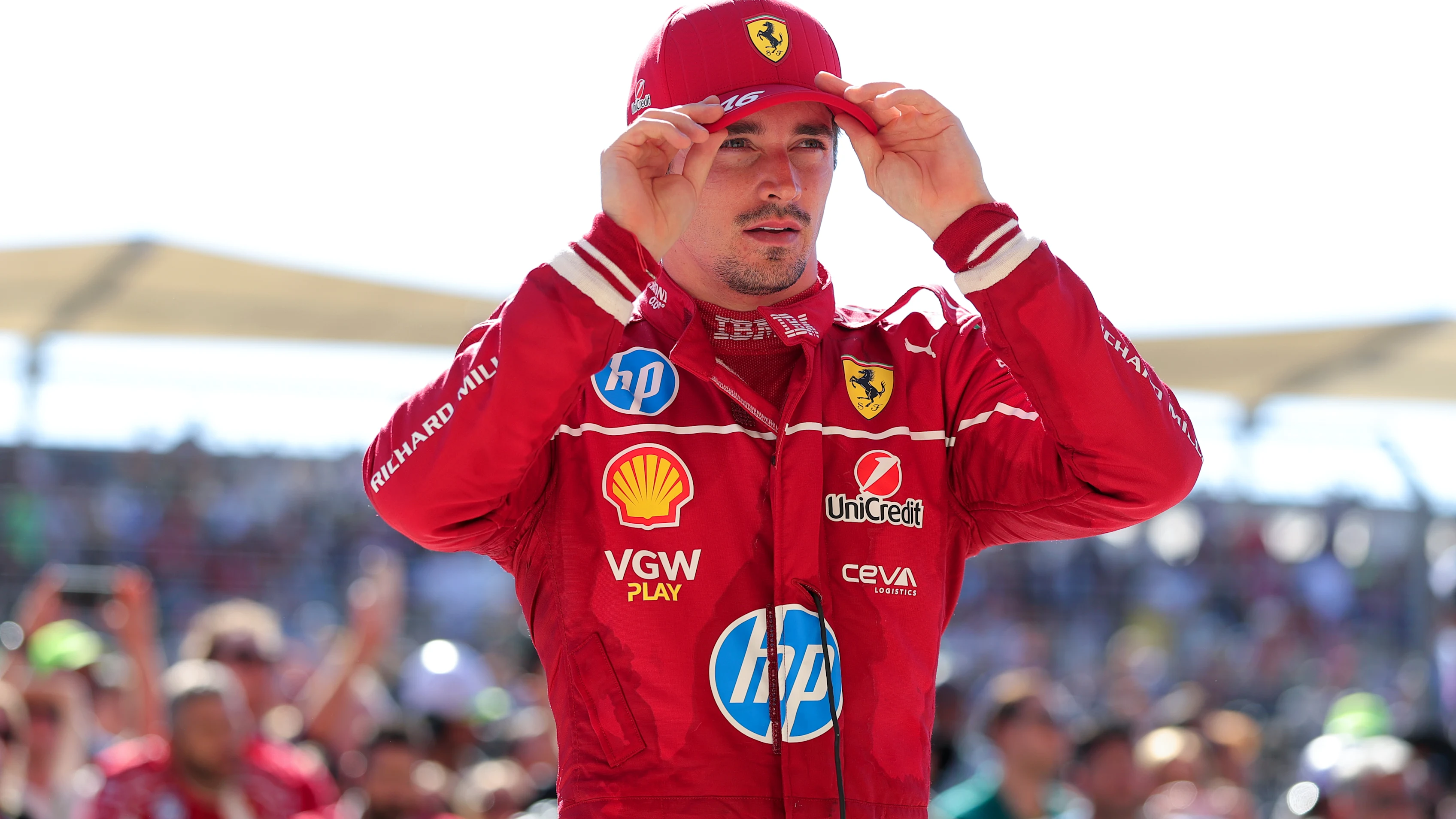 AUSTIN, TEXAS - 19 OCTOBRE : Charles Leclerc, troisième de Monaco et Scuderia Ferrari dans le parc