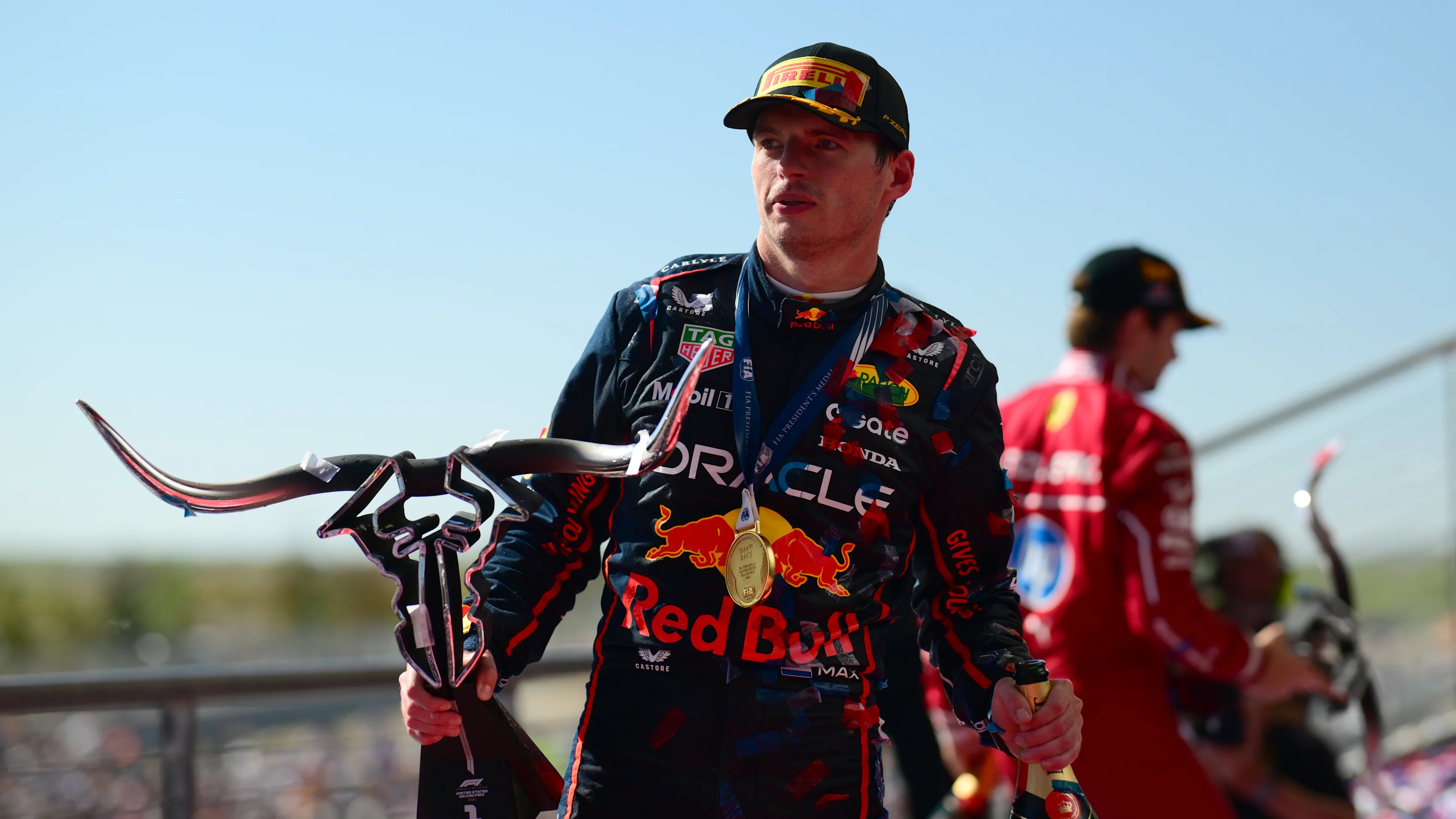 AUSTIN, TEXAS - 19 OCTOBRE : vainqueur de la course Max Verstappen des Pays-Bas et Oracle Red Bull