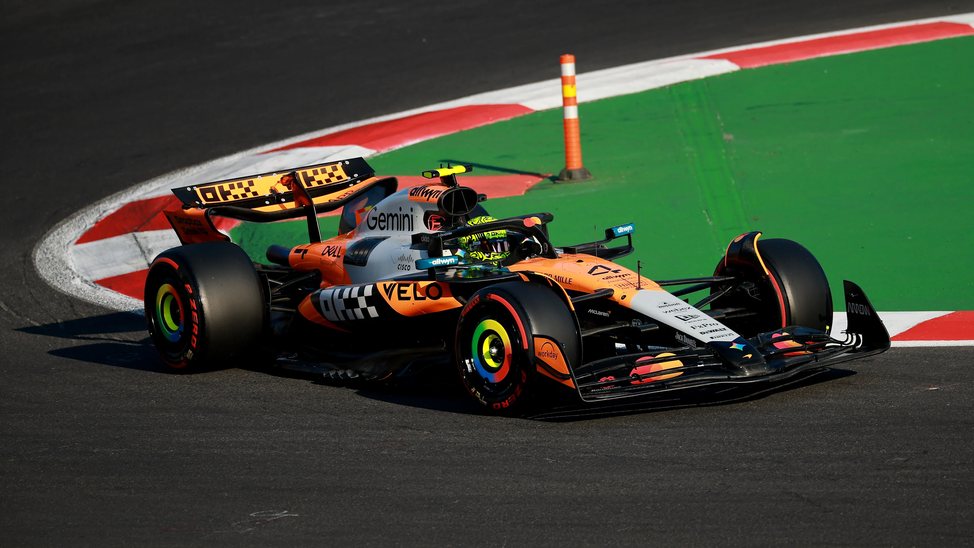 MEXICO CITY, MEXICO - OCTOBER 24: Lando Norris of Great Britain driving the (4) McLaren MCL39 Mercedes on track during practice ahead of the F1 Grand Prix of Mexico at Autodromo Hermanos Rodriguez on October 24, 2025 in Mexico City, Mexico. (Photo by Hector Vivas/Getty Images)