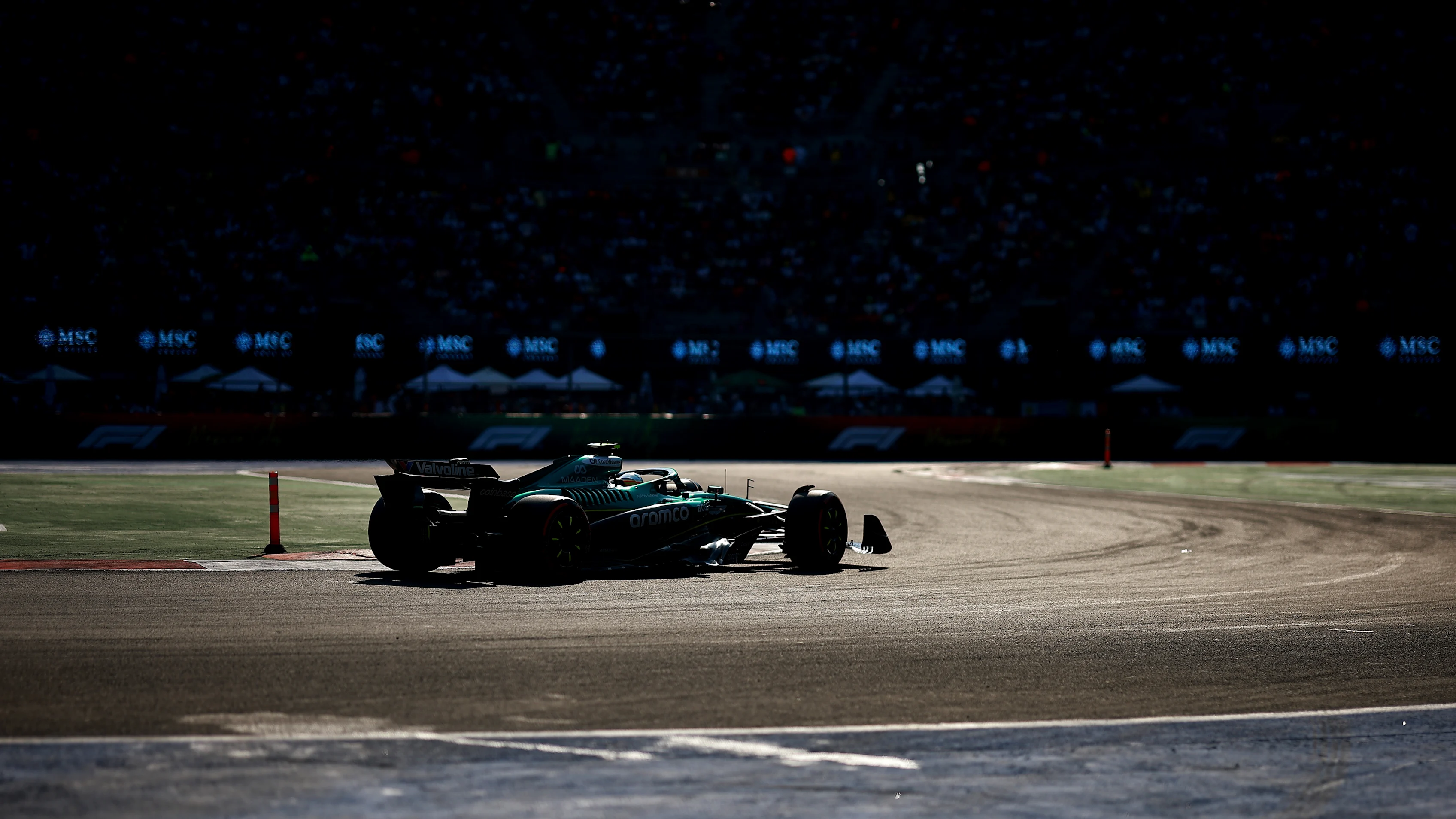 MEXICO CITY, MEXICO - OCTOBER 25: Fernando Alonso of Spain driving the (14) Aston Martin F1 Team AMR25 Mercedes on track during qualifying ahead of the F1 Grand Prix of Mexico at Autodromo Hermanos Rodriguez on October 25, 2025 in Mexico City, Mexico. (Photo by Hector Vivas/Getty Images)