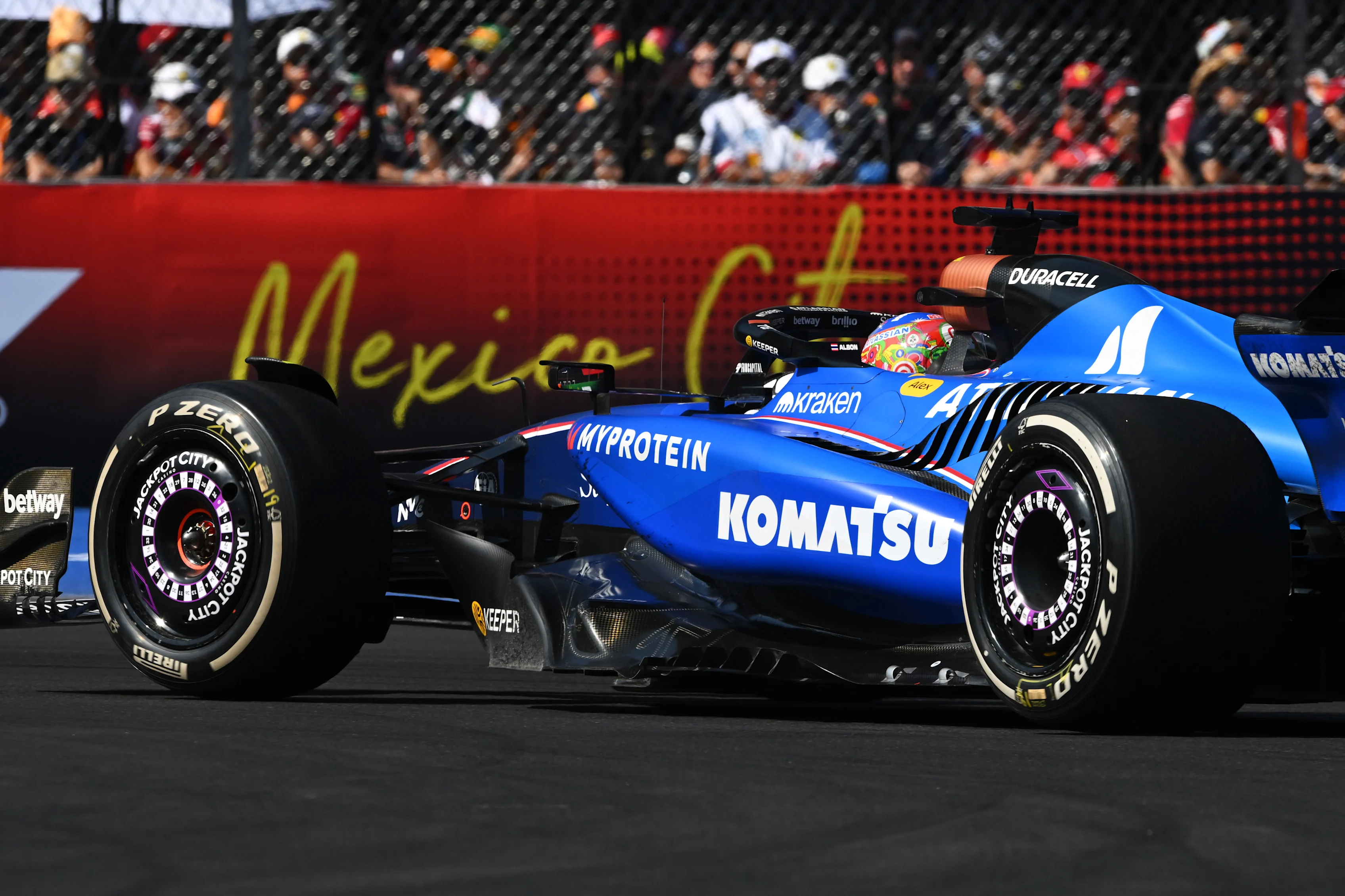 MEXICO, MEXIQUE - 26 OCTOBRE : Alexander Albon de Thaïlande au volant de la (23) Williams FW47