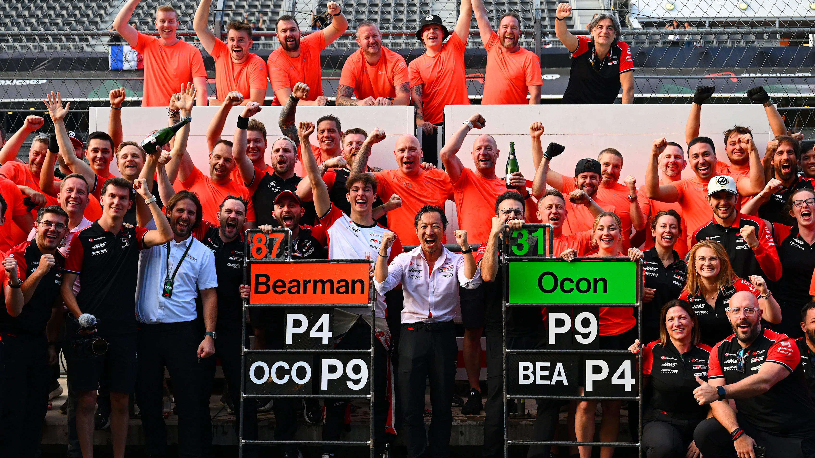 MEXICO, MEXIQUE - 26 OCTOBRE : Oliver Bearman, quatrième de Grande-Bretagne et Haas F1 Ayao