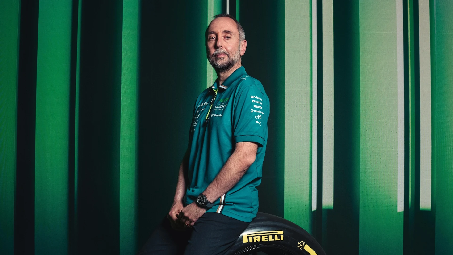 Séance photo de pré-saison 2025 Calvert Studios, Enrico Cardile, Séance photo de pré-saison, Senior