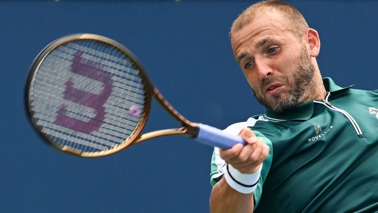 21 juillet 2025, Washington, DC, États-Unis : DAN EVANS frappe un front lors de son match contre Zizou Bergs au Rock Creek tennis Center. (Cal Sport Médias via AP Images)