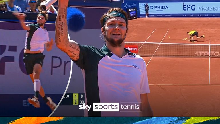 TENNIS DE RETOUR BULBIK