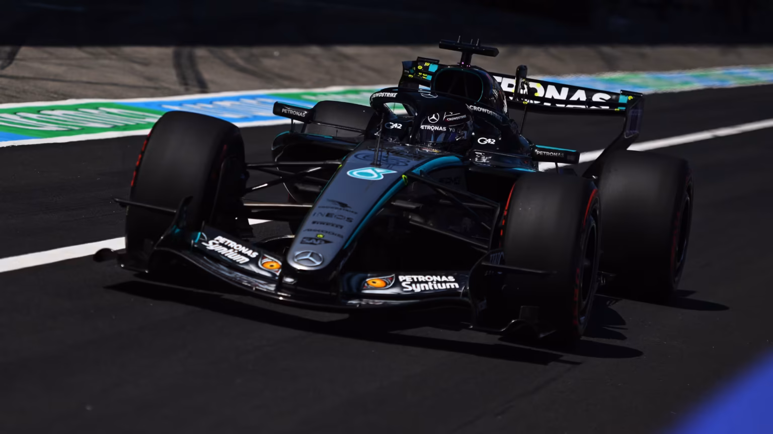 FP1 : Russell mène Mercedes 1-2 lors de la séance d’essais d’ouverture du Grand Prix du Japon