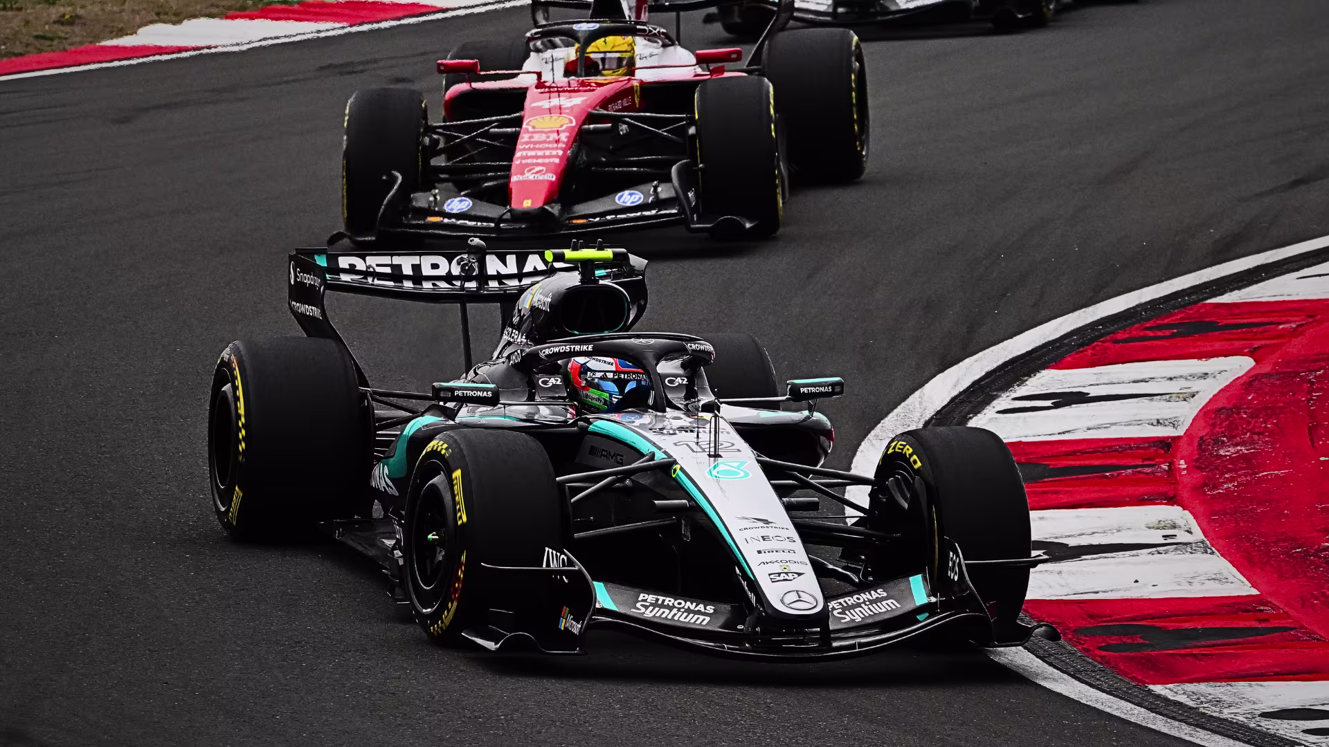 DEBRIEF DU LUNDI MATIN : Ferrari aurait-elle pu rester en contact avec Mercedes lors du GP de Chine ?