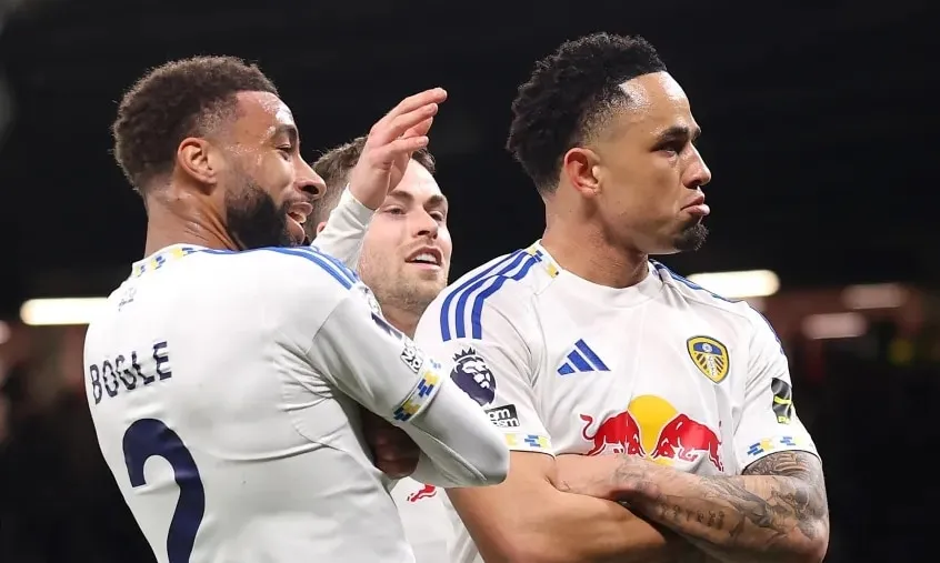 Récapitulatif de la Premier League : Leeds gagne à nouveau à Old Trafford après 45 ans