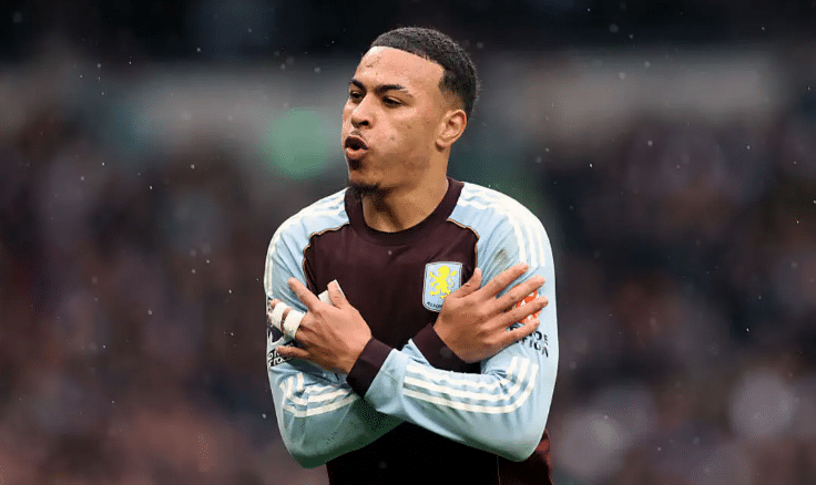 Actualités sur les transferts EPL : Rogers Battle, Angelo Stiller Race et plus